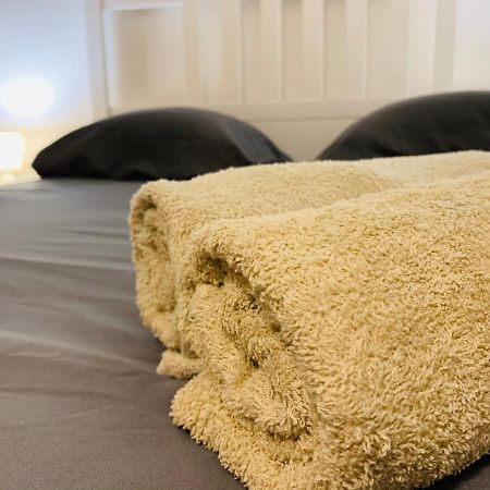 Rose Appartement Маноск Экстерьер фото